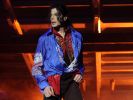 michael-jackson_last-pictures-of-this-is-it-remember-and-download_02
