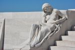 statues-et-sculptures-premiere-guerre-mondiale-le-parc-et-le-memorial-canadien-de-vimy_2